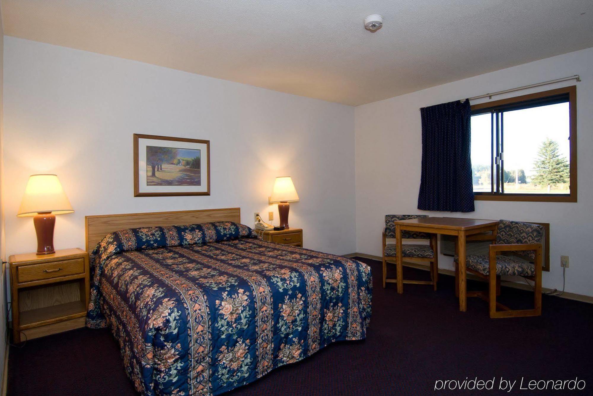 בריינרד Rodeway Inn חדר תמונה