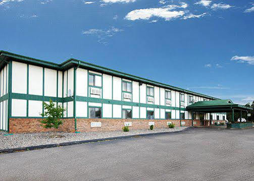 בריינרד Rodeway Inn מראה חיצוני תמונה